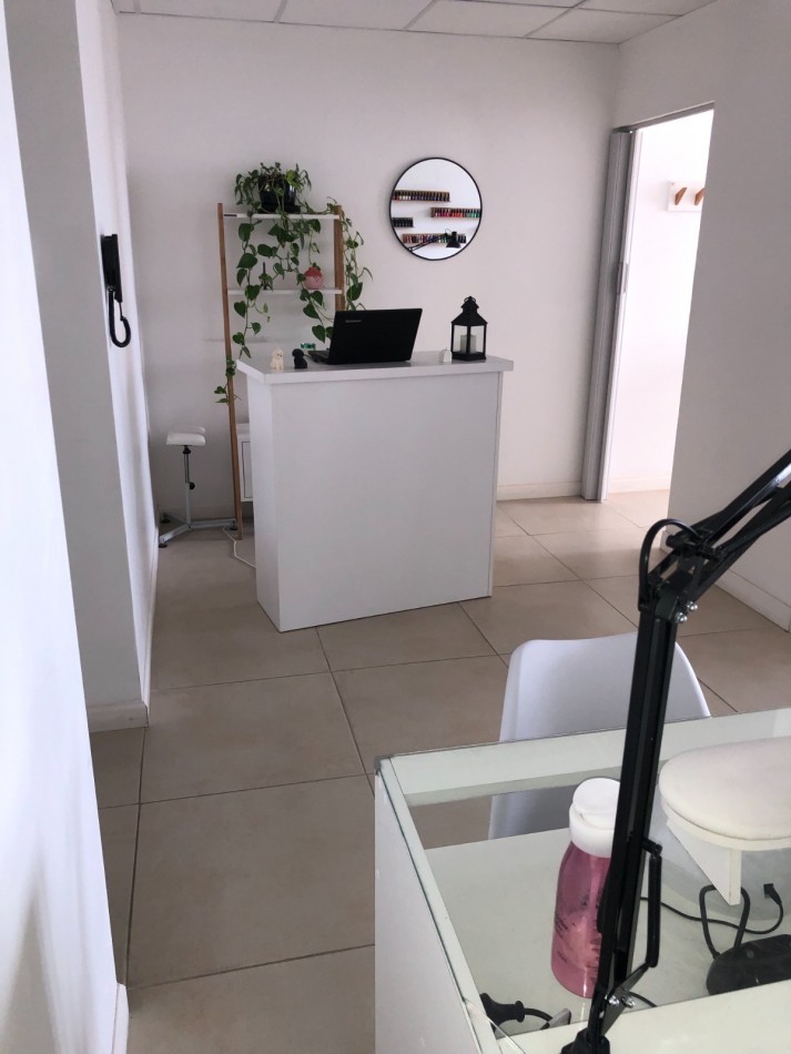 VENTA OFICINA AL FRENTE